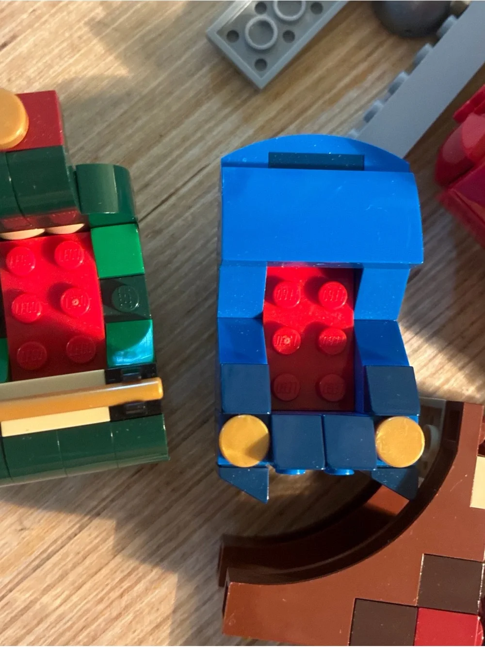 Lego Mixed Building Brick Lot in Red, Blue, Green, mixed pieces  Christmas Sled